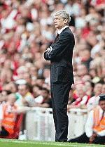 Tương lai của Wenger ở Arsenal: Cơ hội cuối cùng