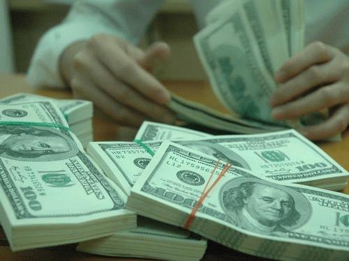 USD vượt 20.000 đồng và lời đồn tăng tỷ giá